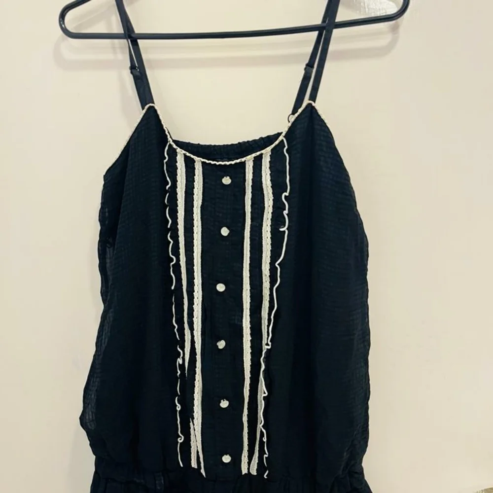 Black beautiful romper - Picture 6 of 6